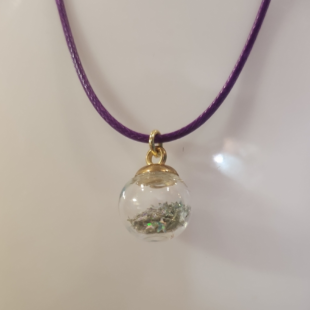 Elegant Purple Necklace with Gold Accents